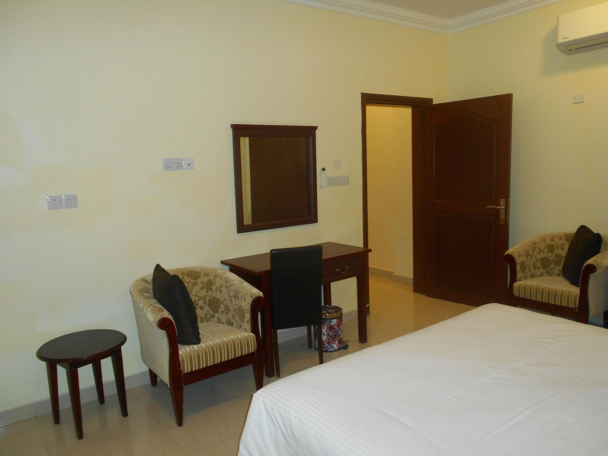 Nizwa Hotel Apartamentos Exterior foto