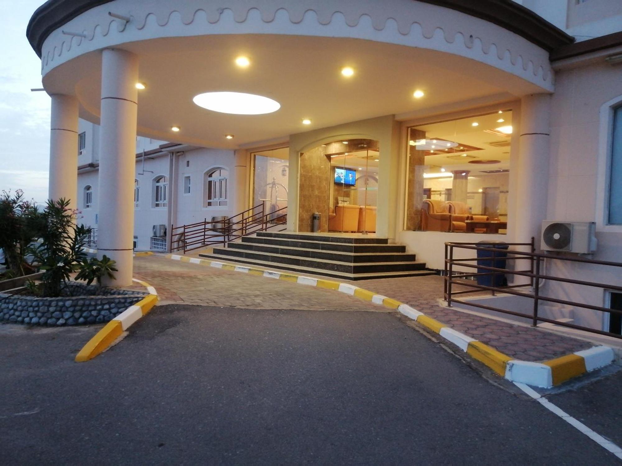 Nizwa Hotel Apartamentos Exterior foto