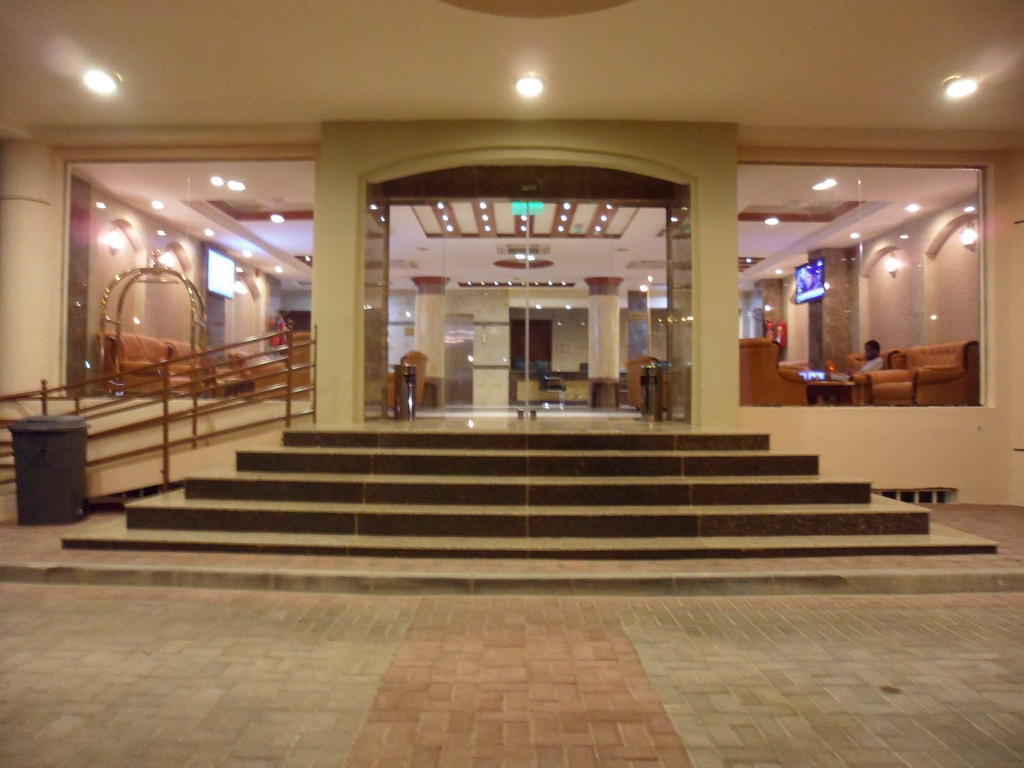 Nizwa Hotel Apartamentos Exterior foto